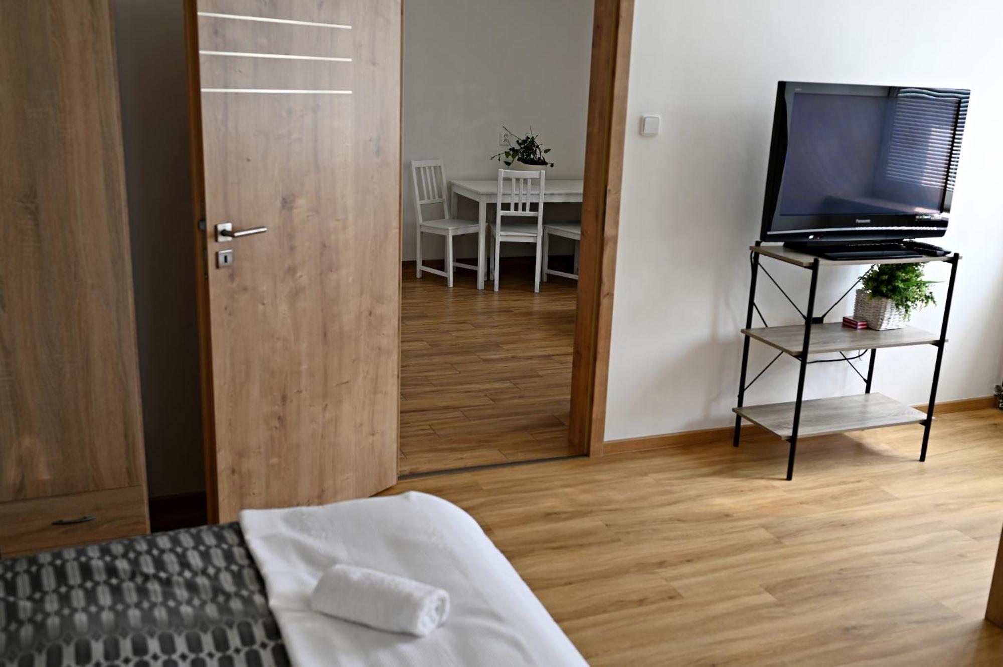 Apartmany Bolevec Plzen Pro Rodiny S Detmi A Zviratky Exterior foto